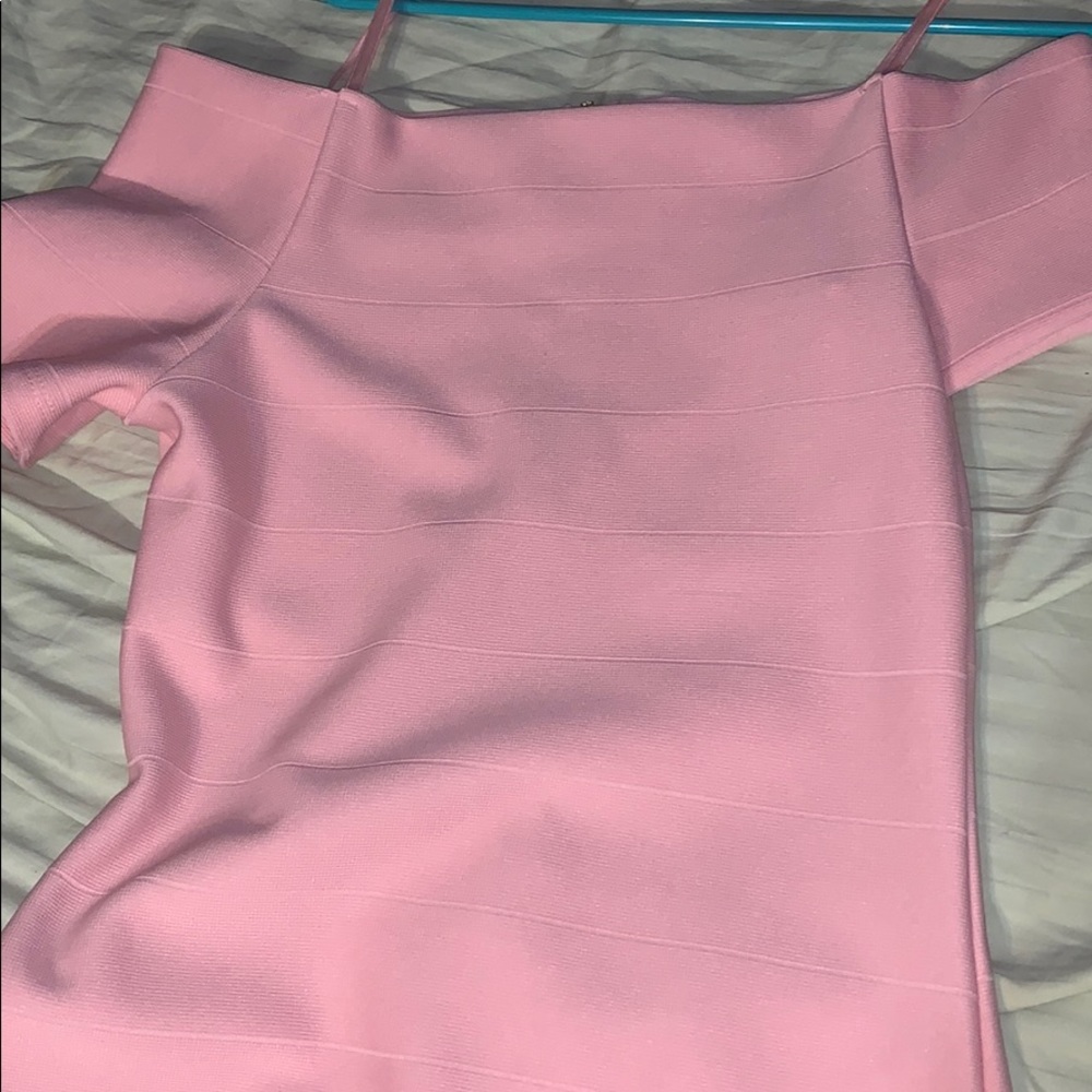 Pink Off-Shoulder Bodycon Dress!